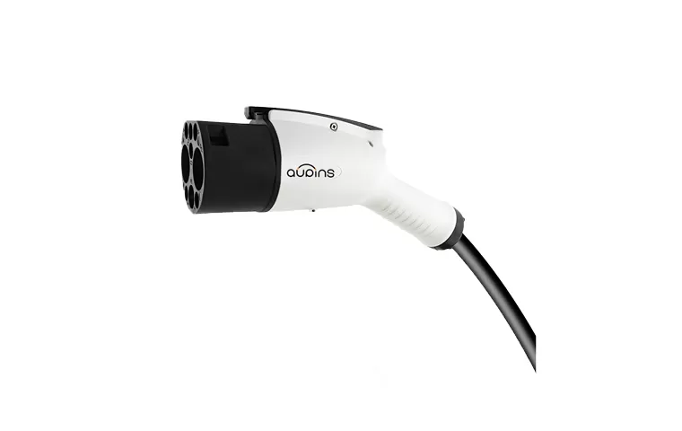 Conector de carga GB/T DC de menor potencia y ligero